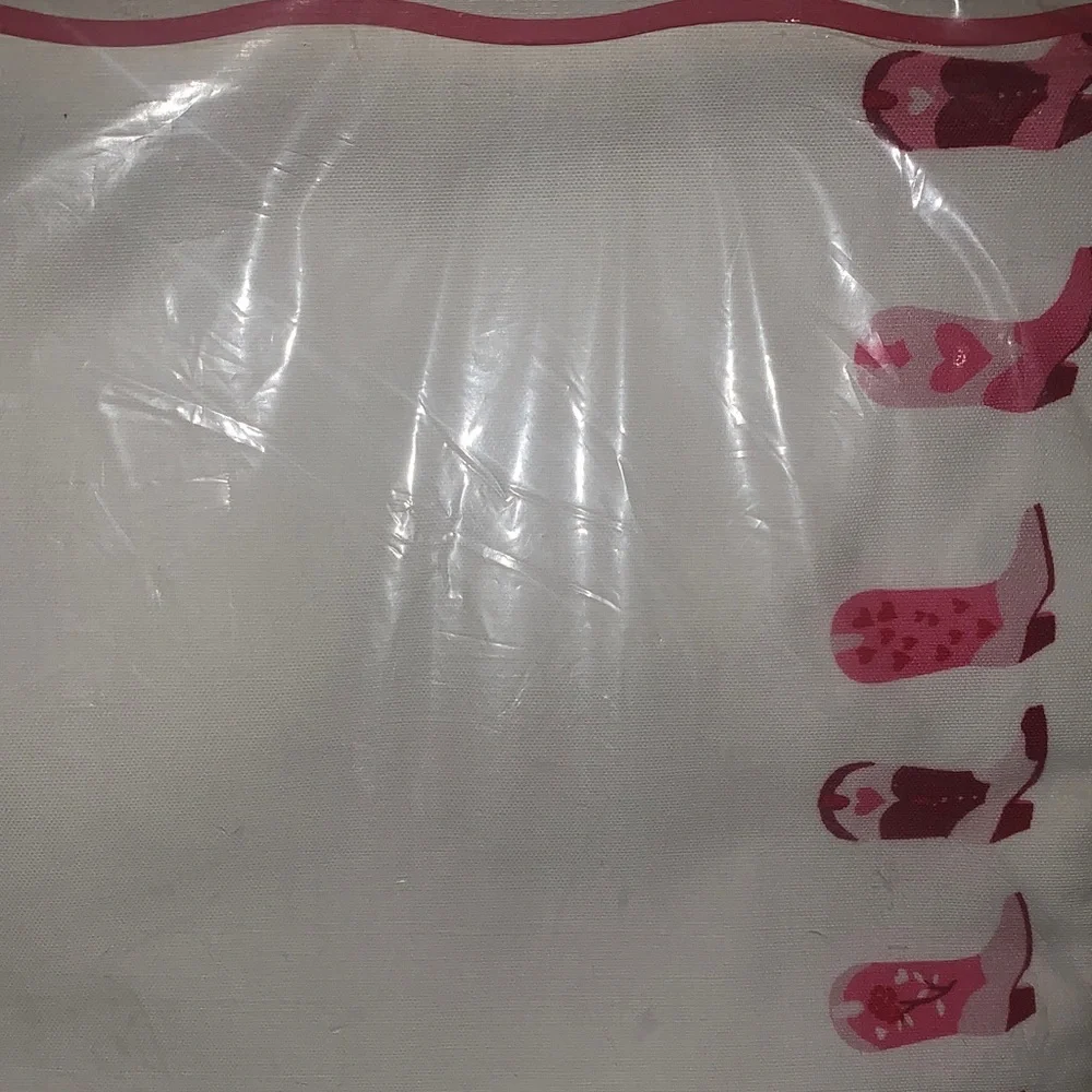 🆕- Indigo Home Pink Cowboy Boots Cotton Table Runner